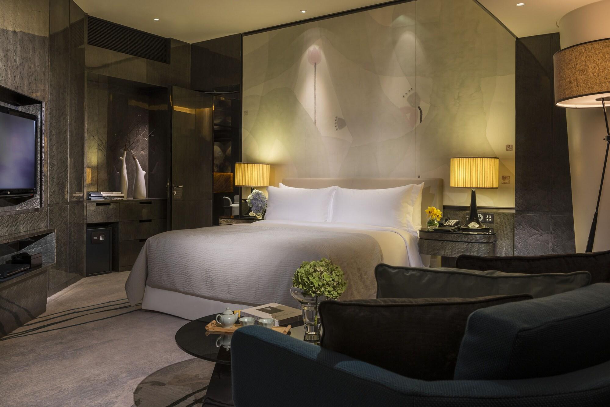 Four Seasons Hotel